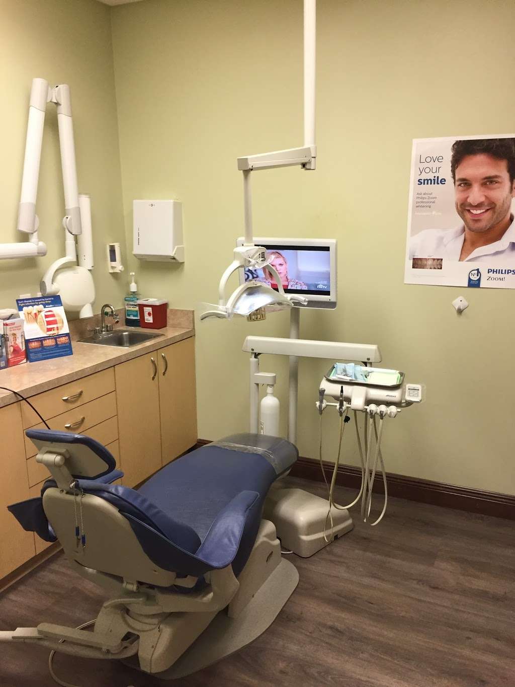 Complete Dental Health | 4651 North State Rd 7 Suite #4, Coral Springs, FL 33073, USA | Phone: (954) 281-7519