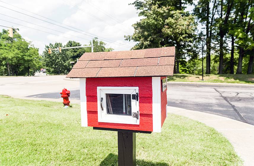 Carriage House Apartments of New Albany | 4202 Grant Line Rd, New Albany, IN 47150 | Phone: (812) 944-0941