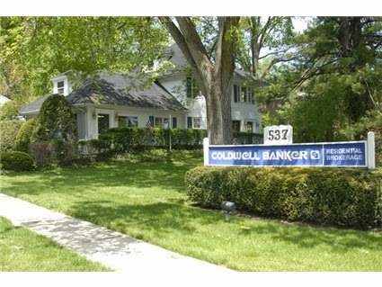 Coldwell Banker Residential Brokerage | 537 Kinderkamack Rd, Oradell, NJ 07649, USA | Phone: (201) 262-6600