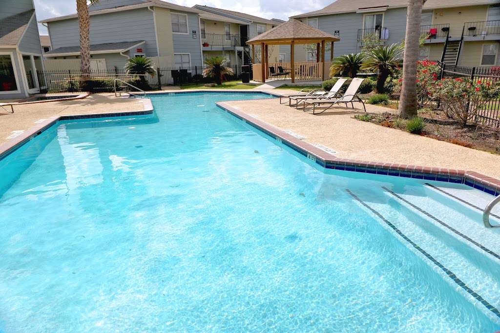 Ashford Briar Point Apartments | 11710 Briar Forest Dr, Houston, TX 77077 | Phone: (281) 940-3383