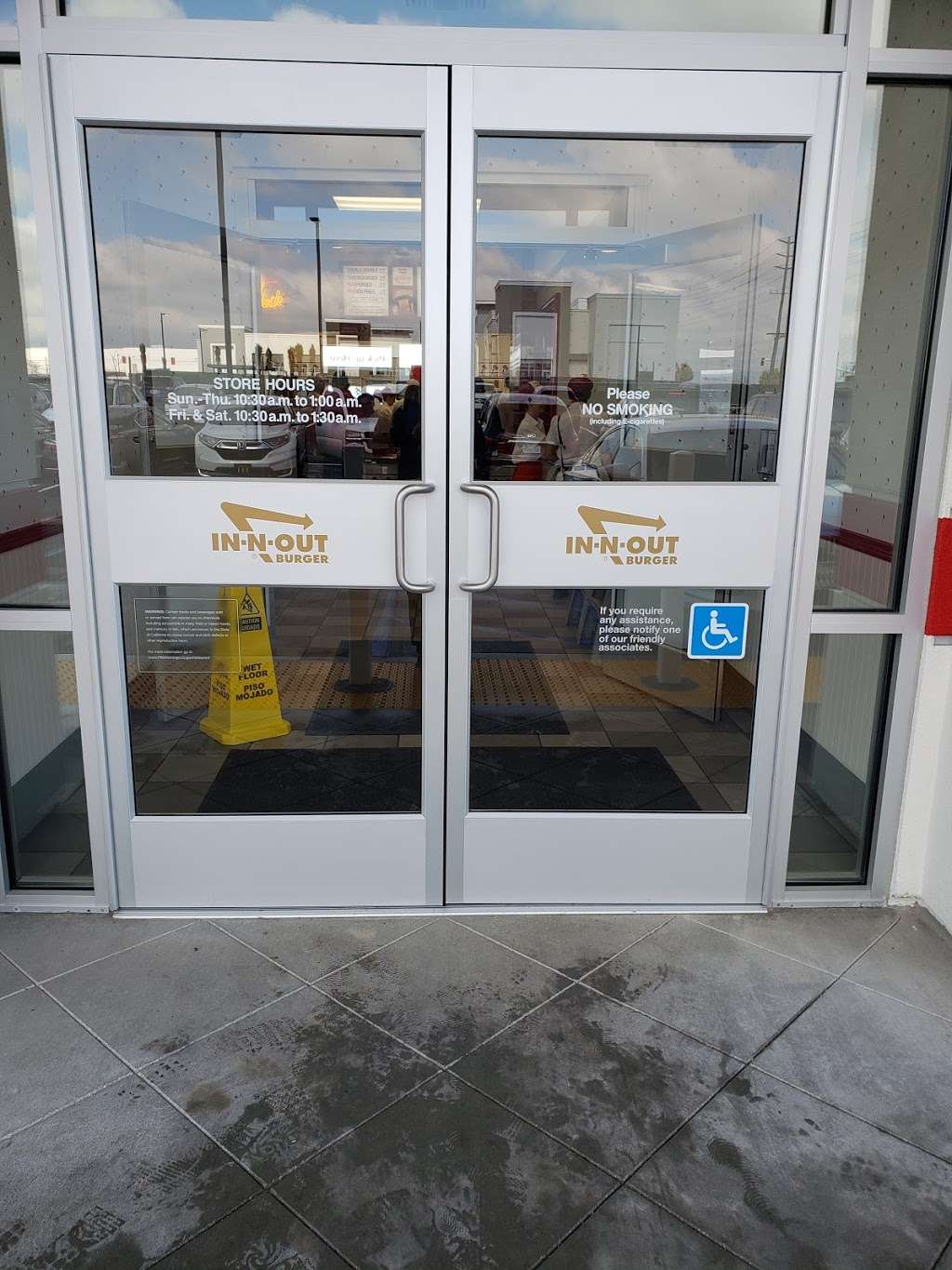 In-N-Out Burger | 4950 Hamner Ave, Eastvale, CA 91752, USA | Phone: (800) 786-1000 In-N-Out Burger | 4950 Hamner Ave, Eastvale, CA 91752, USA | Phone: (800) 786-1000
