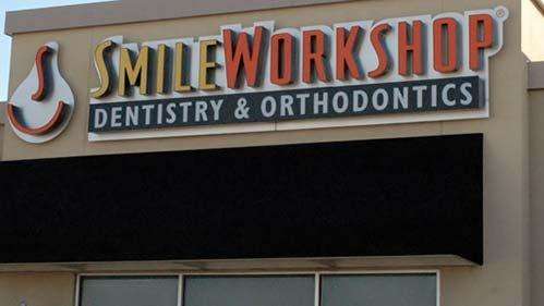 Smile Workshop South Dallas | 4390 I-30, #200, Dallas, TX 75211, USA | Phone: (214) 333-9800