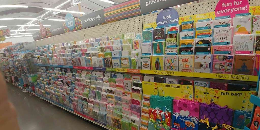 Family Dollar | 180 S Broadway, Pennsville Township, NJ 08070, USA | Phone: (856) 517-0511