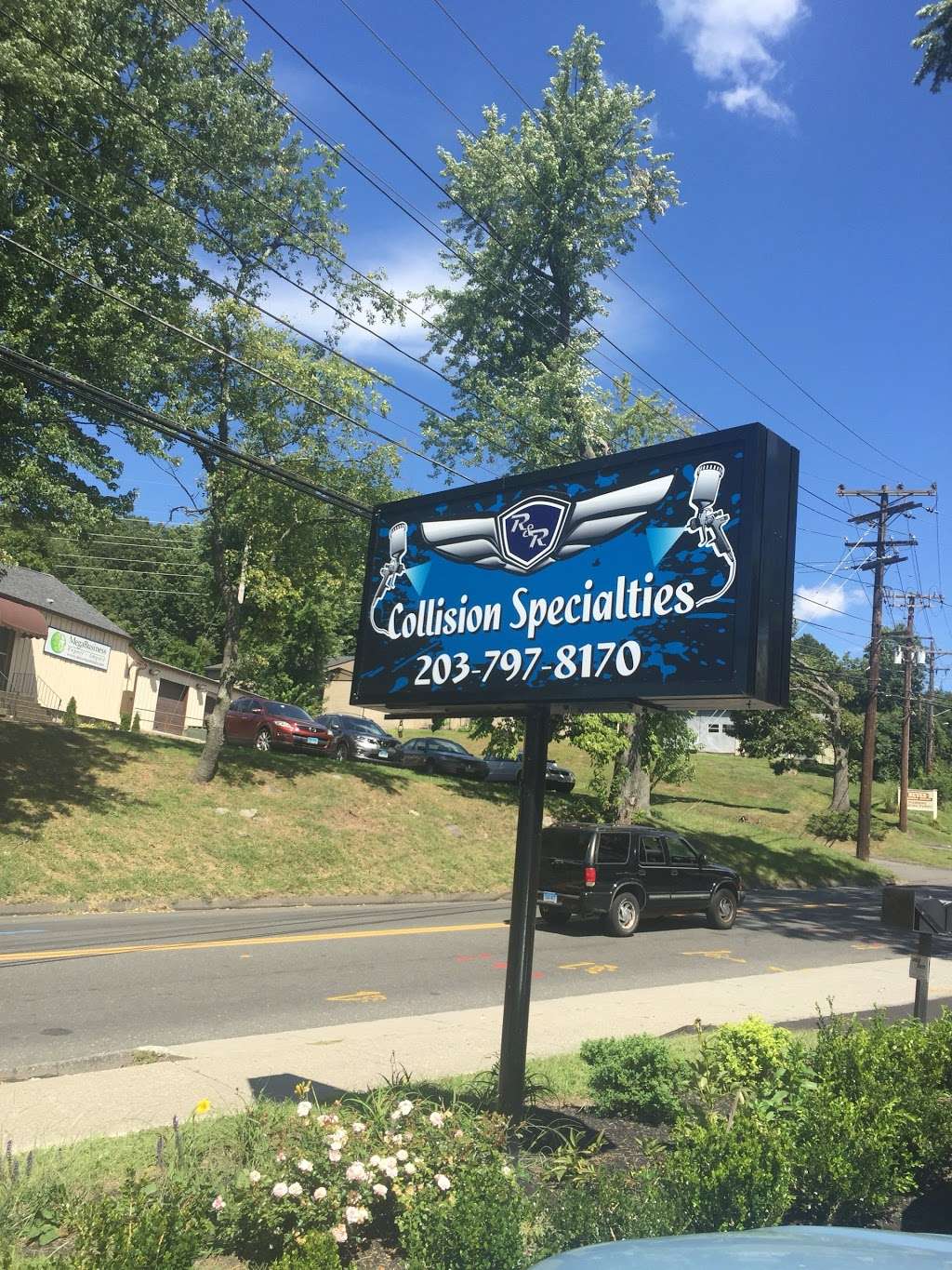 R & R Collision Specialties | 7050, 80 Shelter Rock Rd, Danbury, CT 06810, USA | Phone: (203) 797-8170