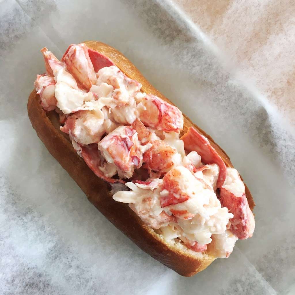 Little Harbor Lobster Company | 3 Beacon St, Marblehead, MA 01945, USA | Phone: (781) 639-1961 Little Harbor Lobster Company | 3 Beacon St, Marblehead, MA 01945, USA | Phone: (781) 639-1961