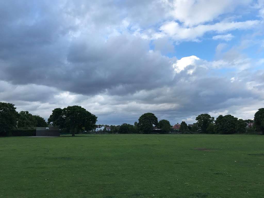 North Sheen Recreation Ground | Richmond TW9, UK