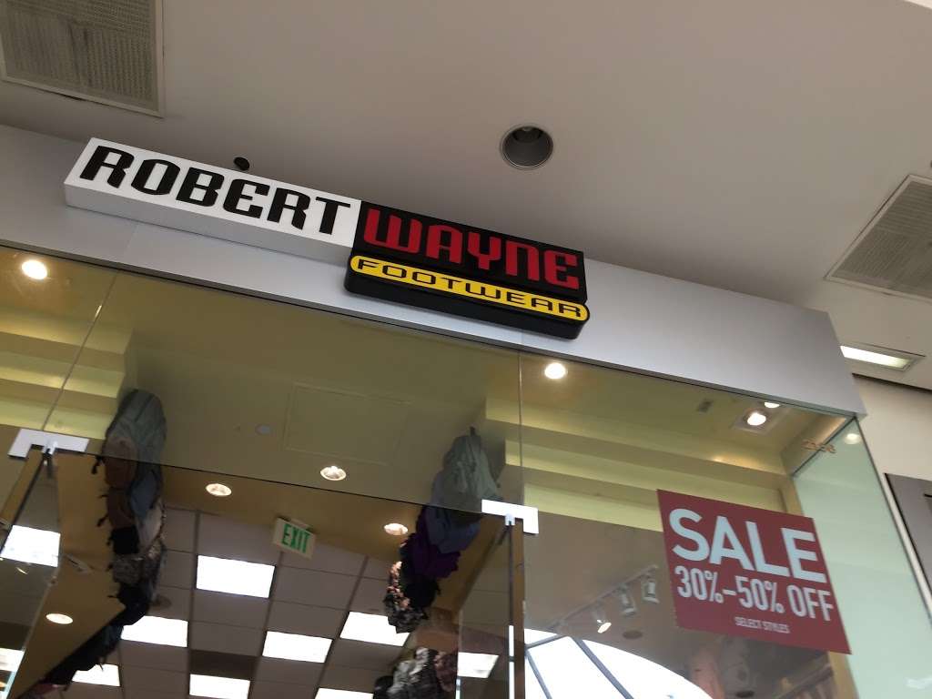 robert wayne footwear near me