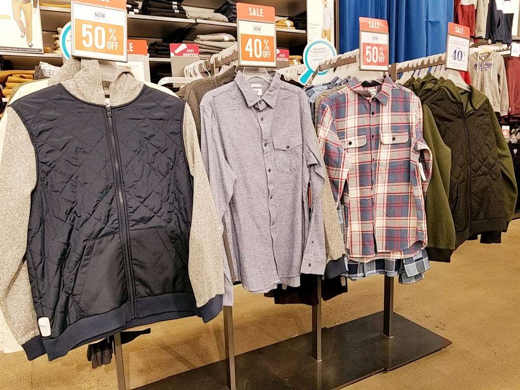 Old Navy | 701 N Milwaukee Ave Ste 164, Vernon Hills, IL 60061, USA | Phone: (847) 573-0745