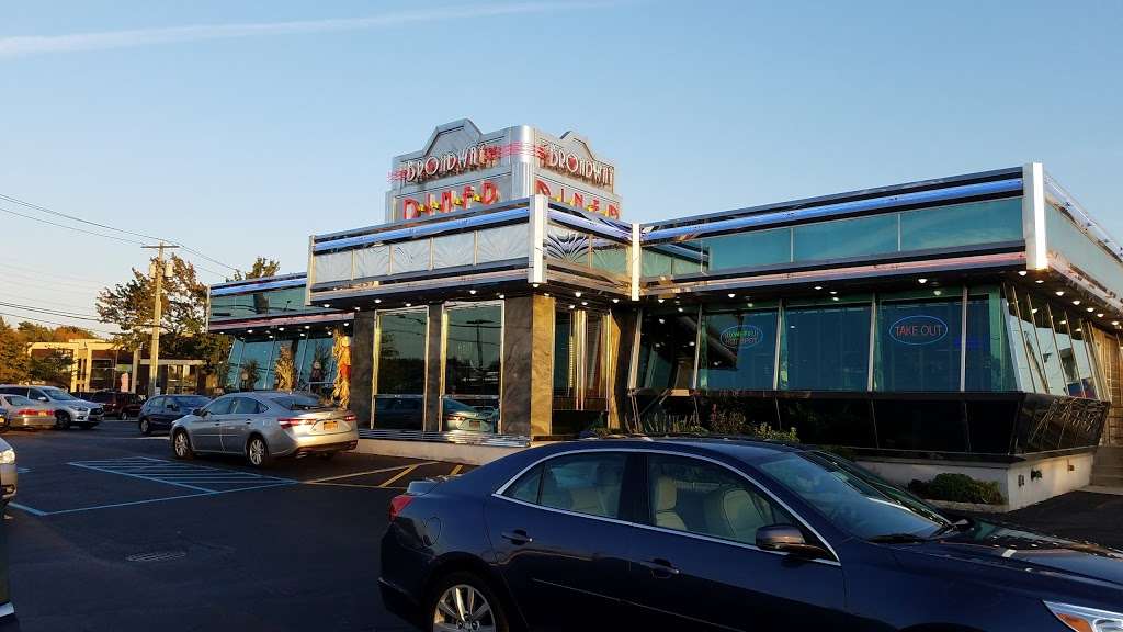 Broadway Diner | 287 N Broadway, Hicksville, NY 11801, USA | Phone: (516) 681-3982