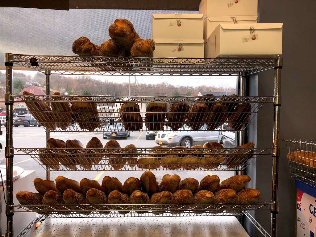 LaLimas Bakery | 400 NY-17M store 3, Monroe, NY 10950, USA | Phone: (845) 395-9169