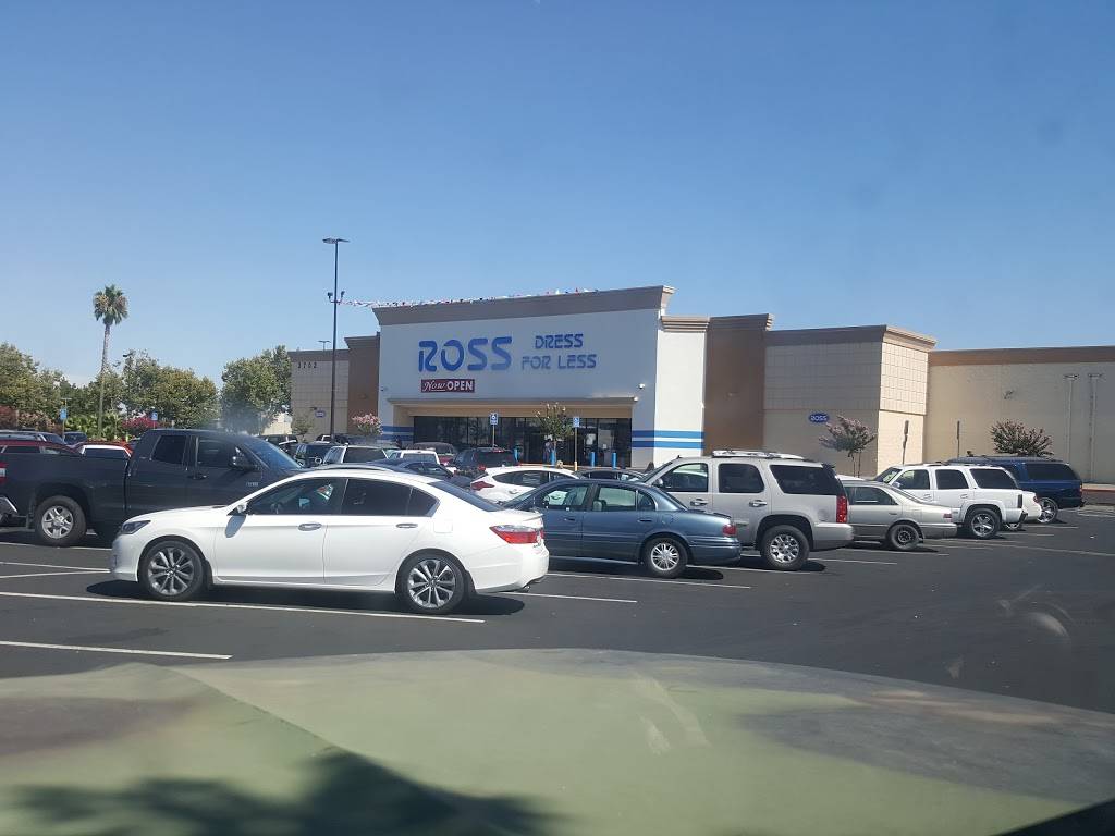 Ross Dress for Less | 3702 E Hammer Ln, Stockton, CA 95212, USA | Phone: (209) 476-1247