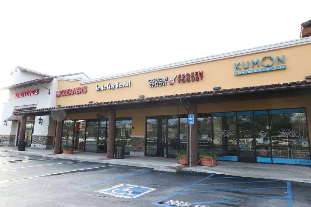 Tesoro Village Shopping Center | Tesoro Village, Valencia, CA 91354