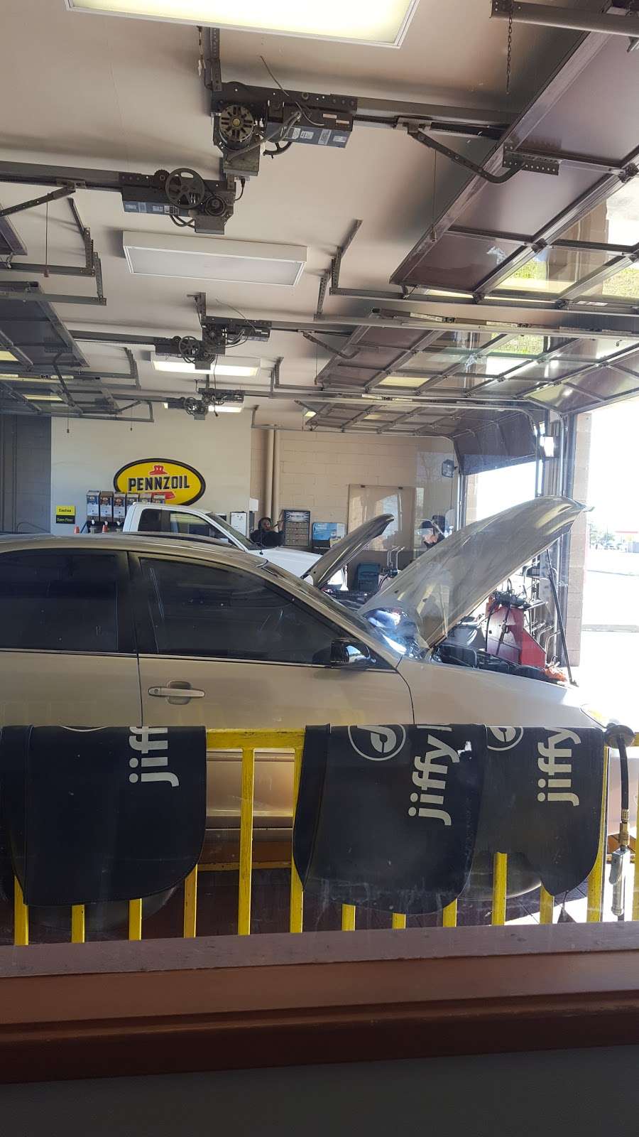 Jiffy Lube | 6330 West Rd, Houston, TX 77086 | Phone: (281) 445-6950