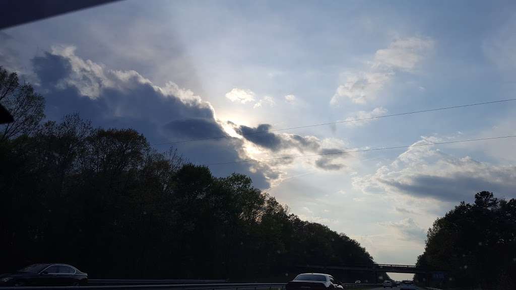 MHC Truck Leasing - Hickory | 3500 17th Ave Cir SW, Hickory, NC 28602, USA | Phone: (800) 345-3391