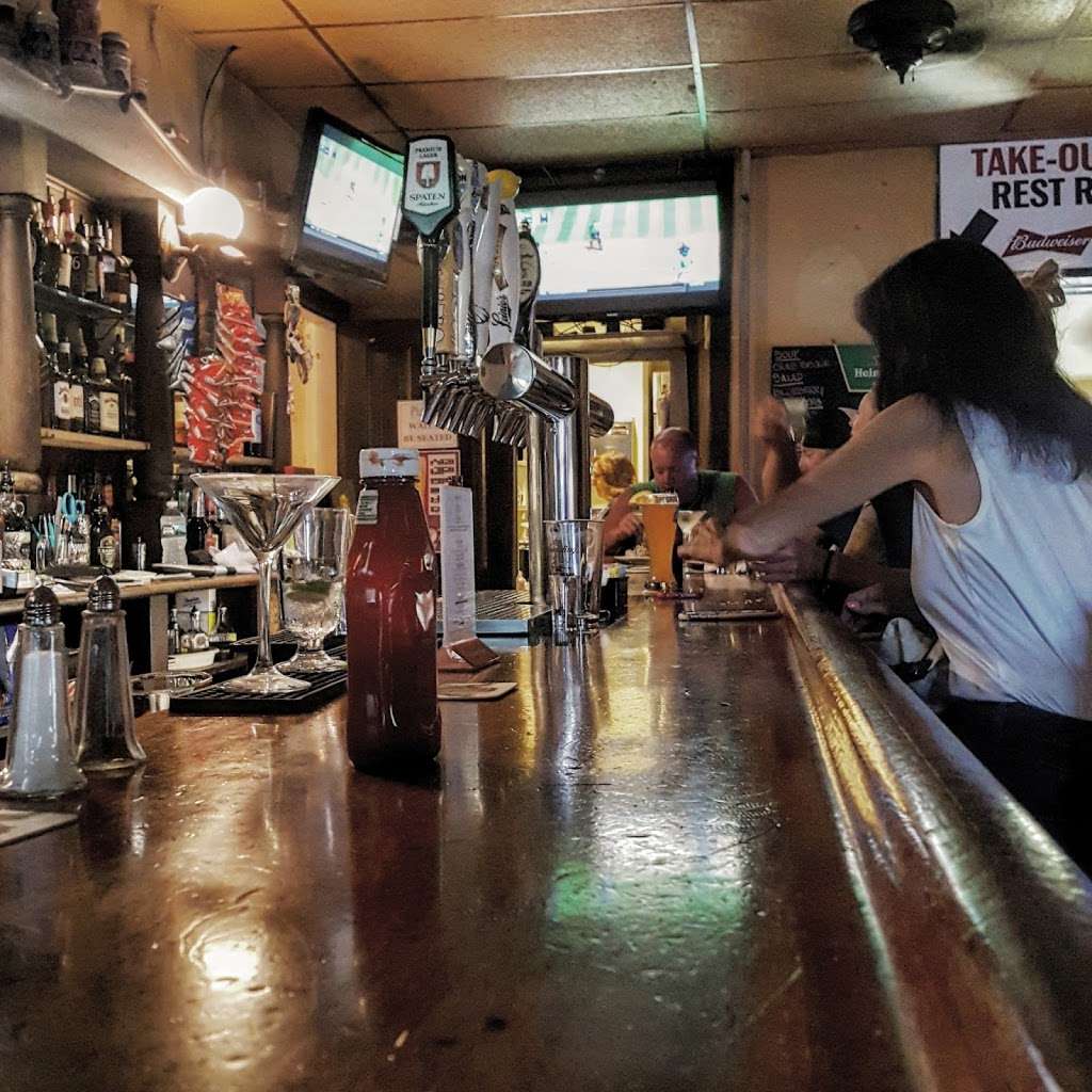 Gardenville Hotel | 4726 Durham Rd, Pipersville, PA 18947, USA | Phone: (215) 766-7733