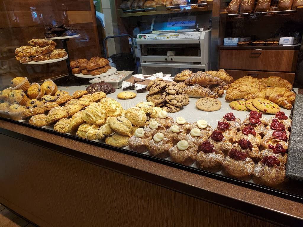 Panera Bread | 30 Mall Dr W, Jersey City, NJ 07310, USA | Phone: (201) 217-1944