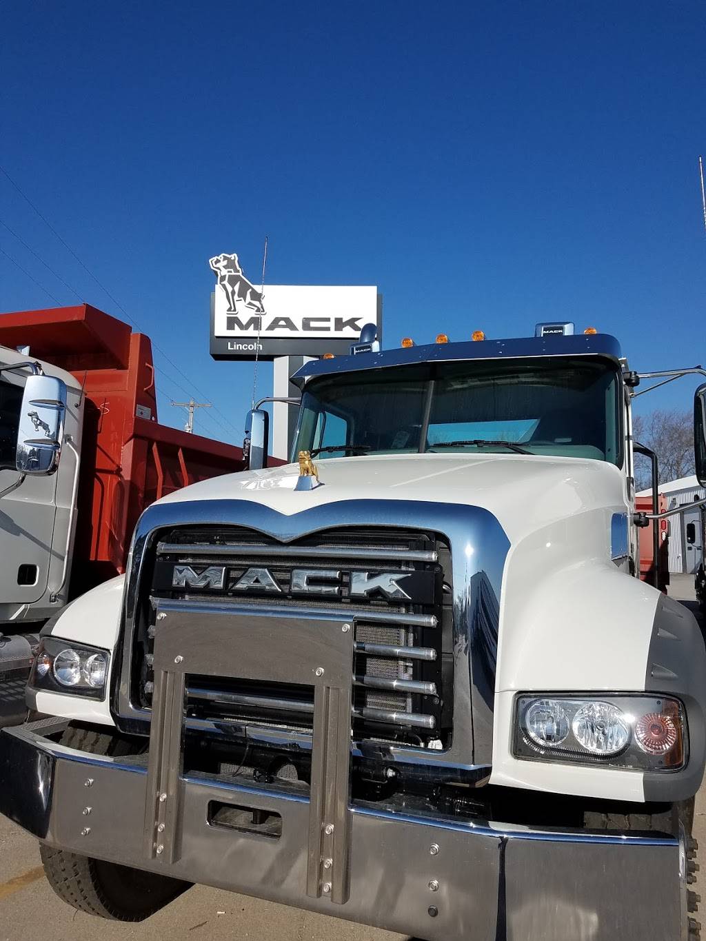 RDO Truck Center | 8400 W O St, Lincoln, NE 68528, USA | Phone: (402) 475-8471