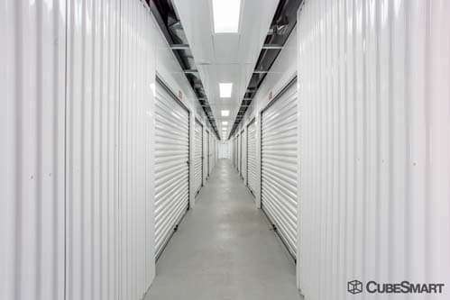 CubeSmart Self Storage | 2114 Oak Leaf St, Joliet, IL 60436, USA | Phone: (815) 744-8100