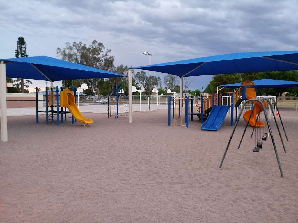 Crismon Elementary School | 825 W Medina Ave, Mesa, AZ 85210, USA | Phone: (480) 472-4000