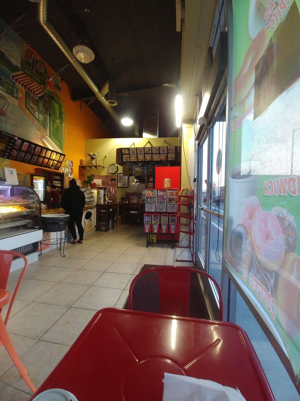 D C Donuts | 16134 Nordhoff St # C, North Hills, CA 91343, USA | Phone: (818) 830-7110