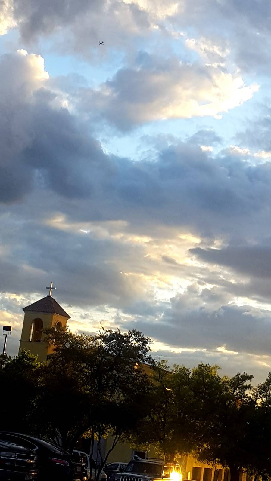 Santa Clara of Assisi Catholic Church | 321 Calumet Ave, Dallas, TX 75211, USA | Phone: (214) 337-3936