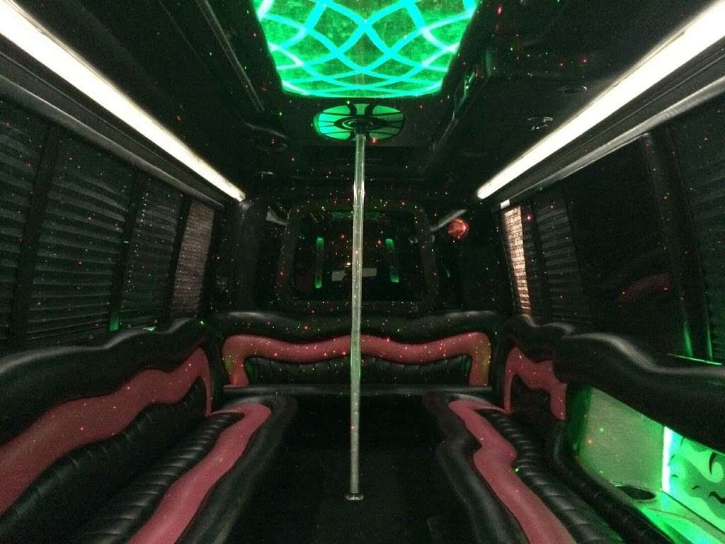 Prom Party Bus NJ | 350 E Mt Pleasant Ave, Livingston, NJ 07039 | Phone: (201) 509-4321