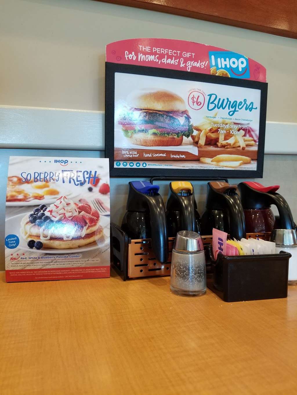 IHOP | 3877 S Arizona Ave, Chandler, AZ 85248 | Phone: (480) 568-8994