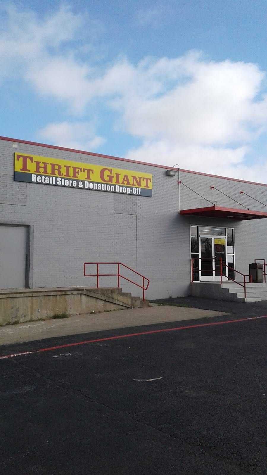 Thrift Giant | 11710 E NW Hwy, Dallas, TX 75218, USA | Phone: (469) 802-9187