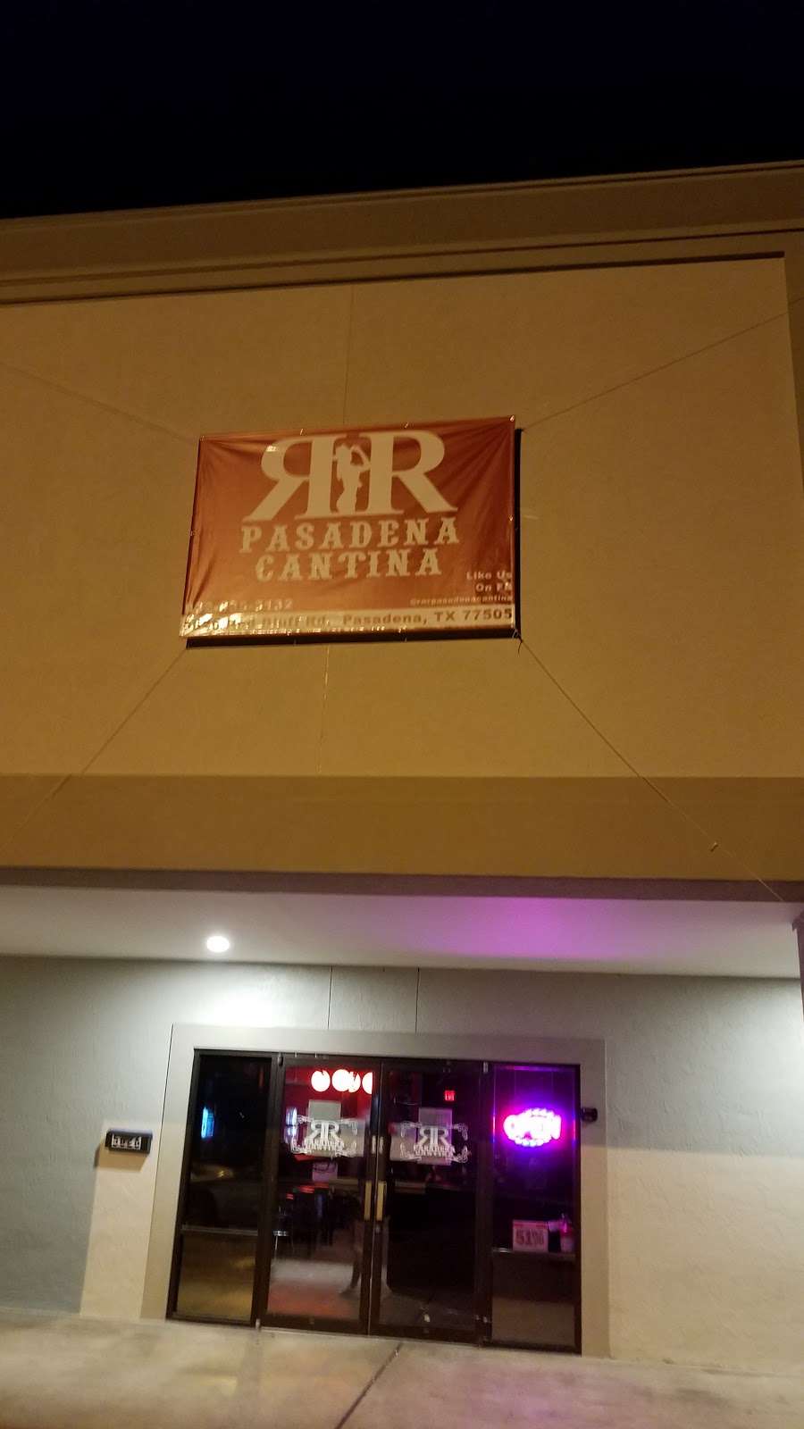 R & R Pasadena Cantina | 5626 Red Bluff Rd, Pasadena, TX 77505, USA | Phone: (832) 835-3132