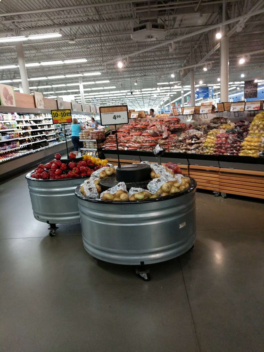 Meijer in 5019 Red Arrow Hwy, Stevensville, MI 49127, USA