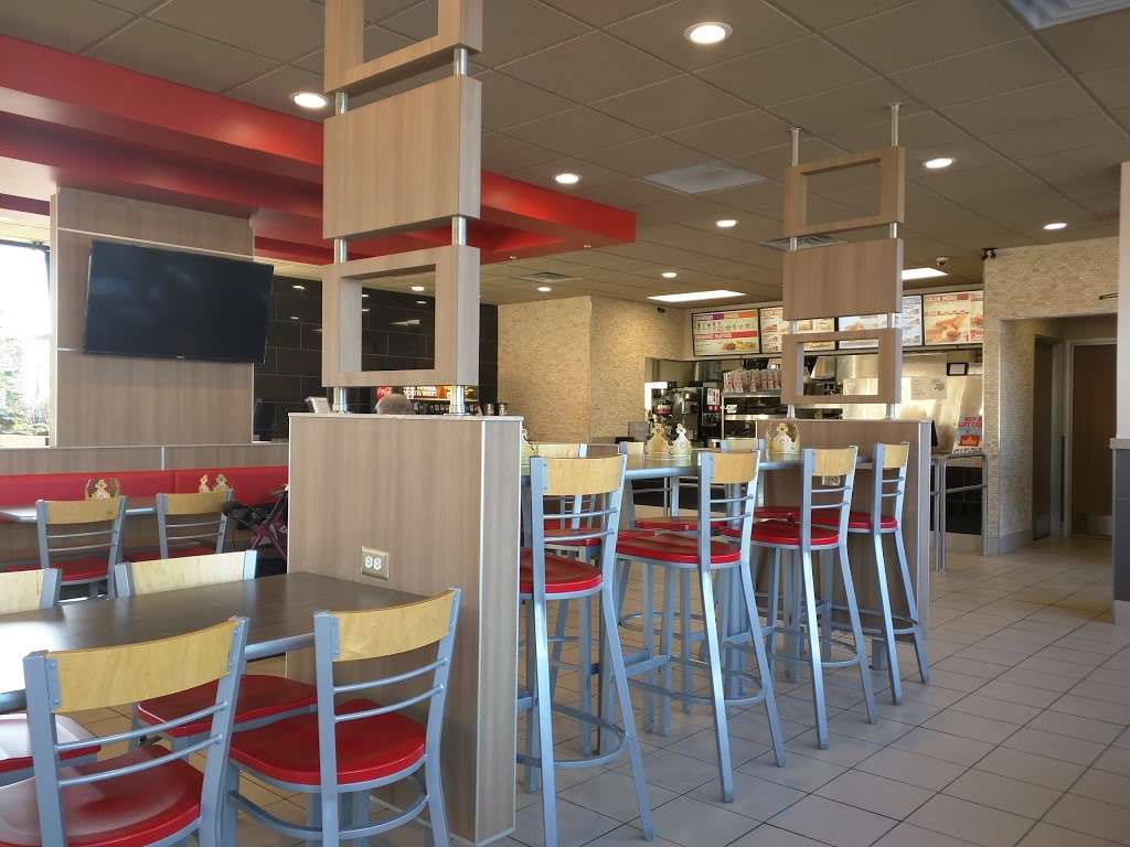 Burger King | 38-40 Walnut Bottom Rd, Shippensburg, PA 17257, USA | Phone: (717) 530-5464
