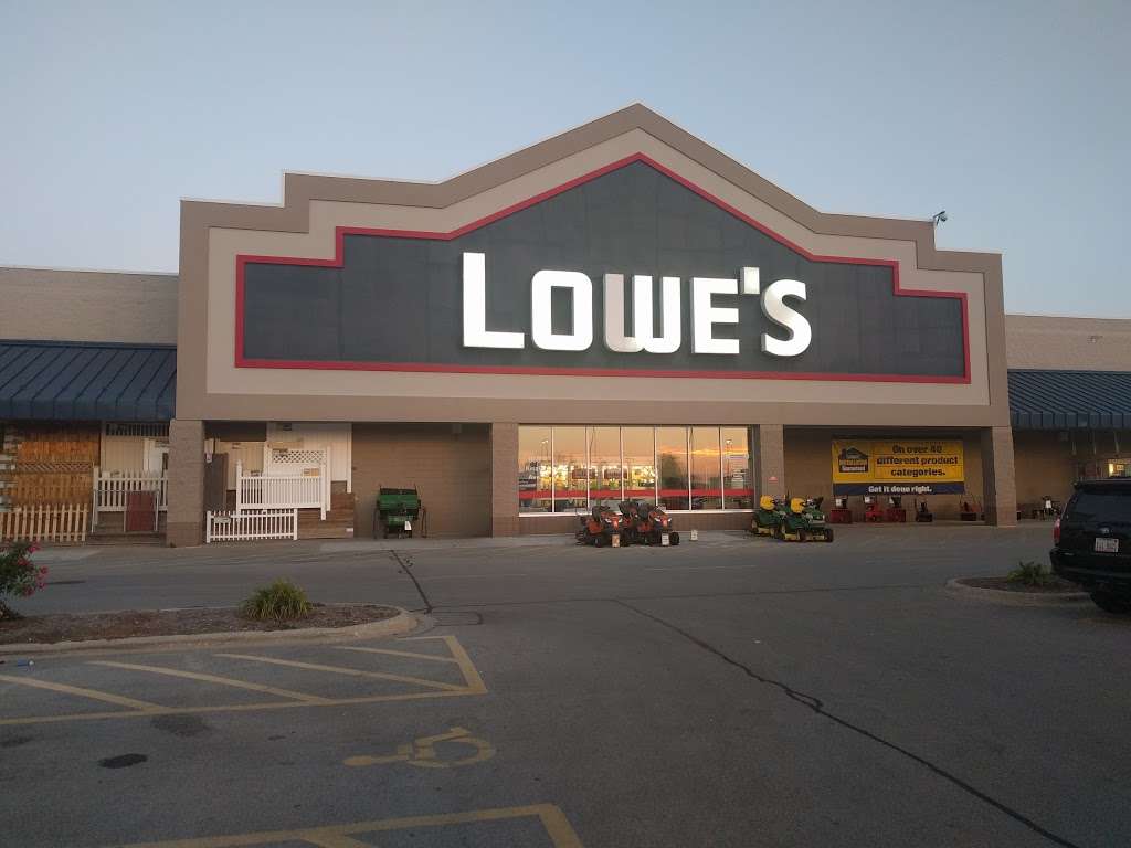 Lowes Home Improvement | 860 N Kinzie Ave, Bradley, IL 60915, USA | Phone: (815) 933-5555