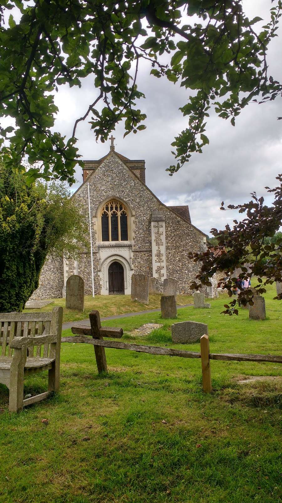 St Margarets | Church Ln, Chipstead, Coulsdon CR5 3RD, UK | Phone: 01737 552160