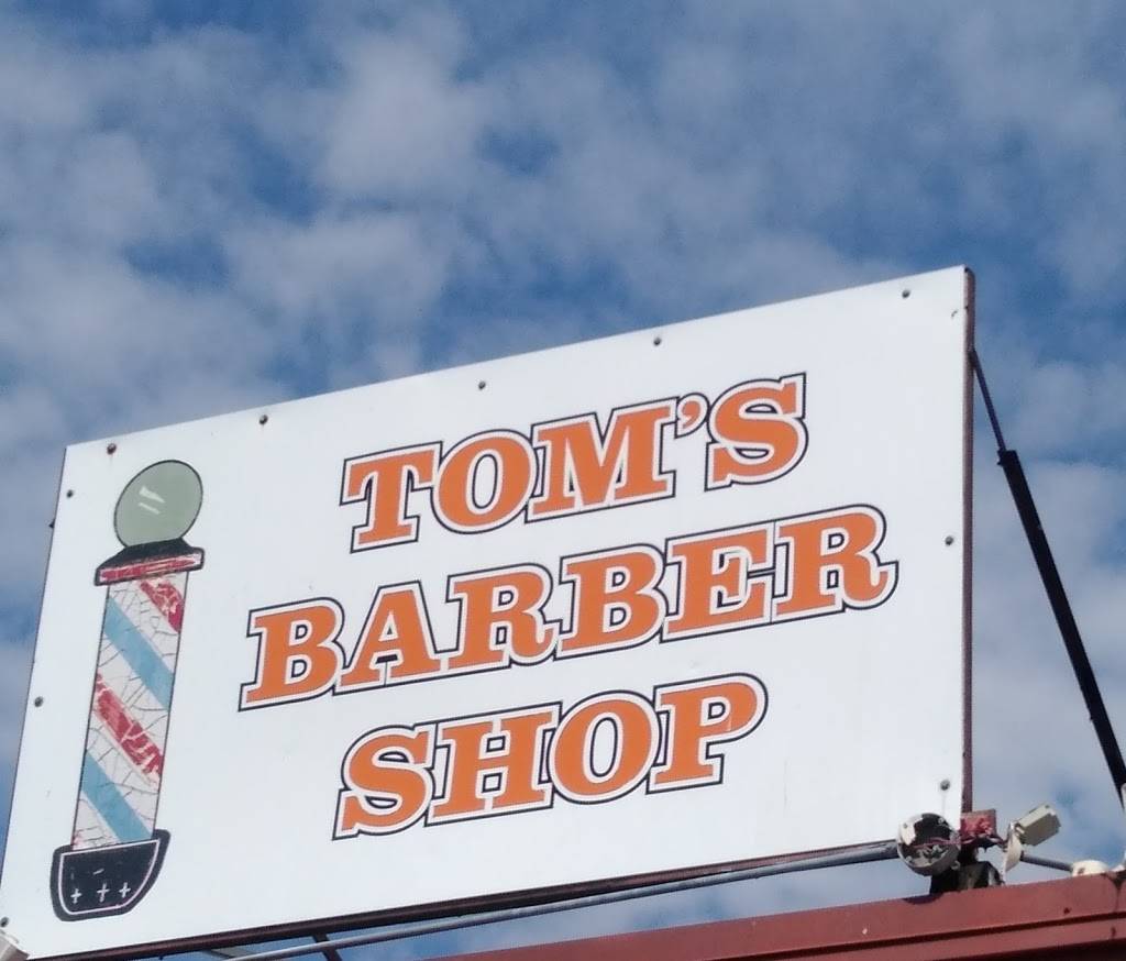 Toms Barber Shop | 732 N Sylvania Ave, Fort Worth, TX 76111, USA | Phone: (817) 831-1551