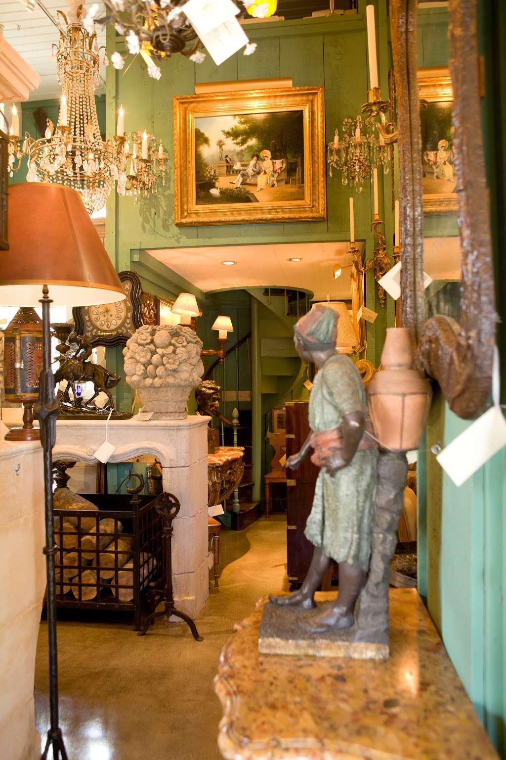 La Maison Francaise Antiques | 8435 Melrose Ave, Los Angeles, CA 90069, USA | Phone: (323) 653-6540