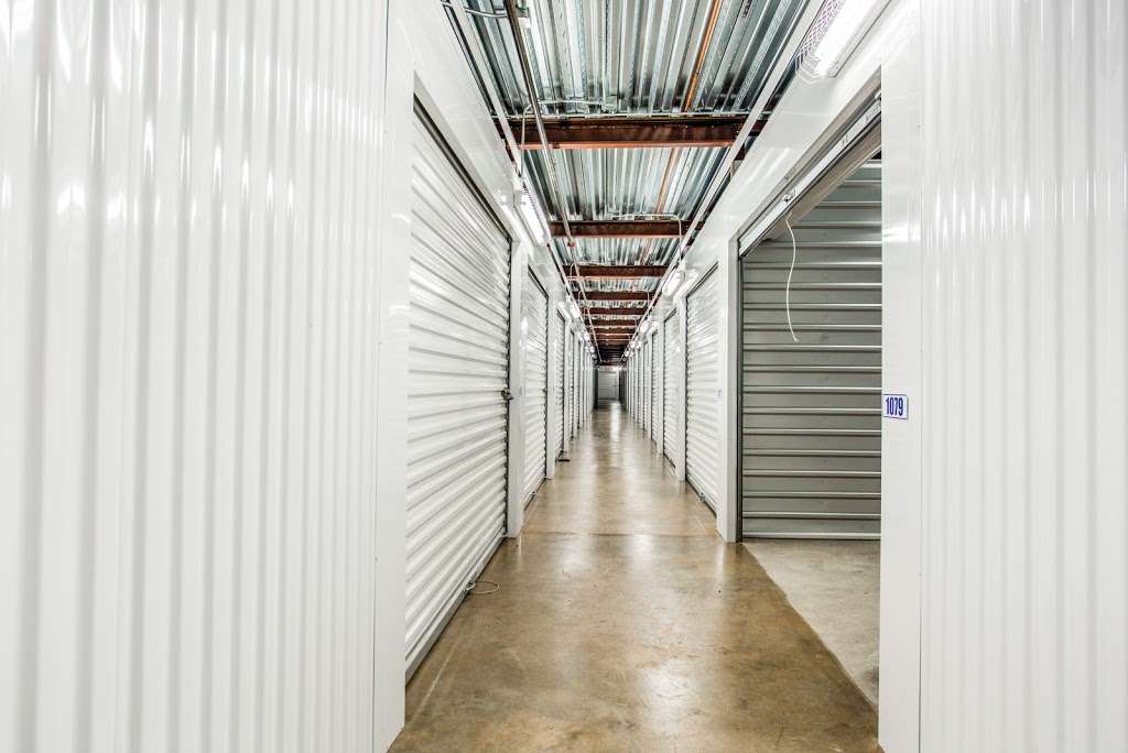 Simply Self Storage | 7828 W Washington St, Indianapolis, IN 46231 | Phone: (317) 641-8000