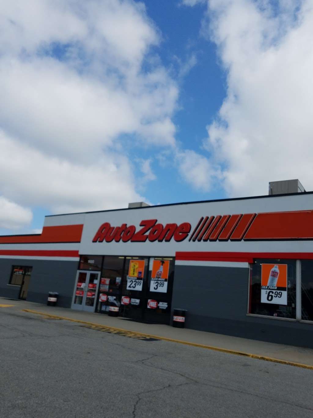 AutoZone Auto Parts | 1920 E Conner St, Noblesville, IN 46060, USA | Phone: (317) 773-6625