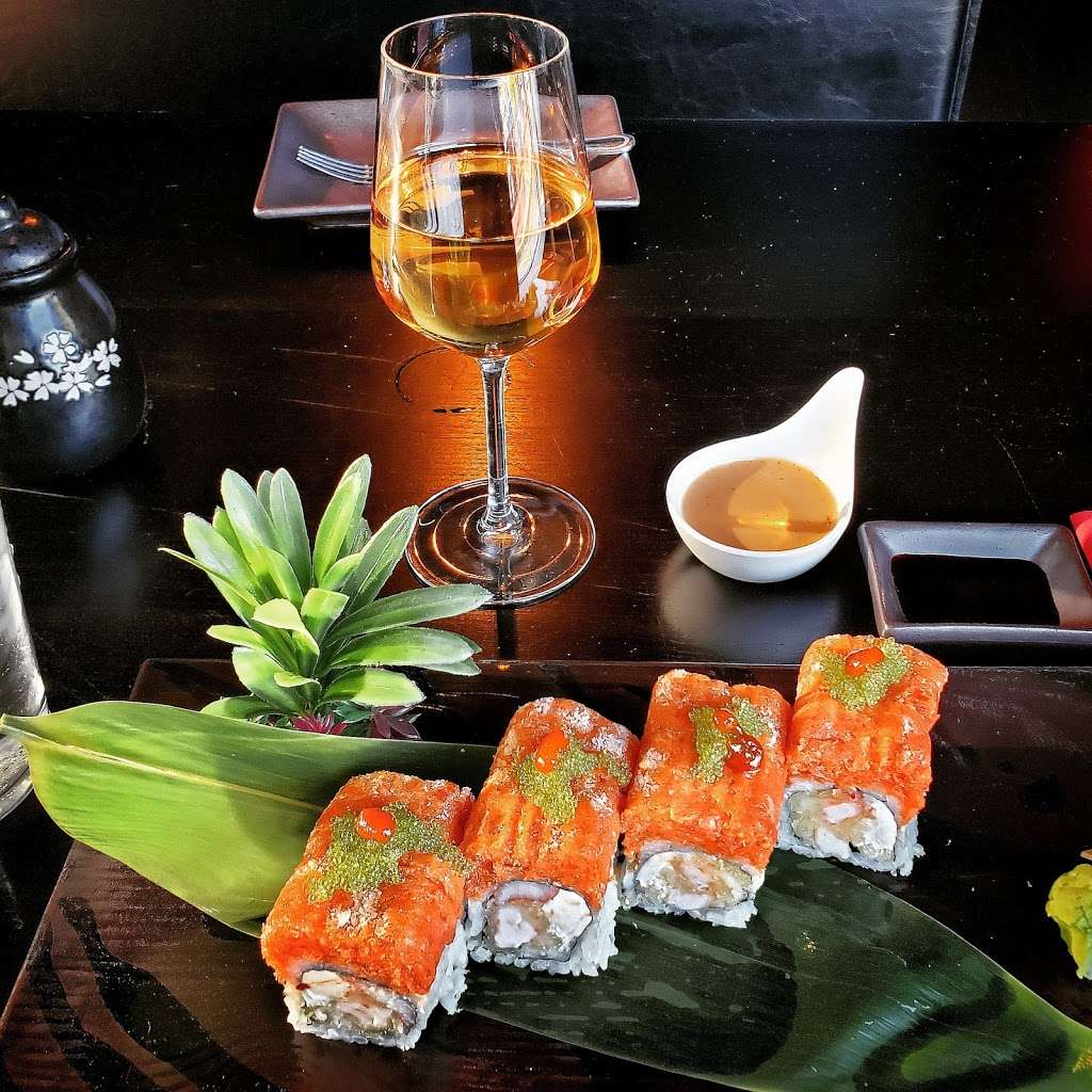 Avocado Sushi | 1919 Hylan Blvd, Staten Island, NY 10305 | Phone: (718) 668-1400