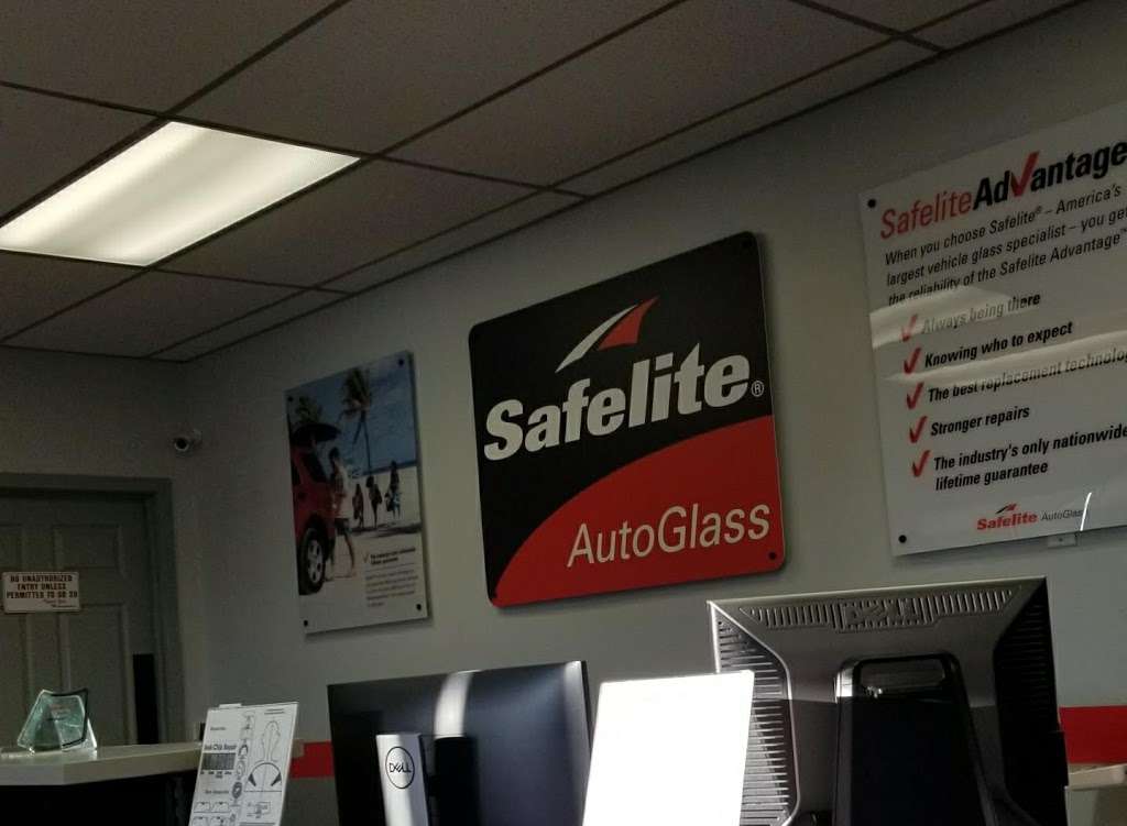 Safelite AutoGlass | 192 Memory Ln, York, PA 17402, USA | Phone: (717) 801-1009