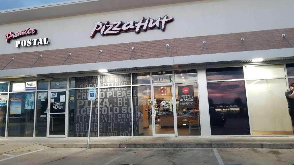 Pizza Hut | 2922 N Mason Rd Suite 110, Katy, TX 77449, USA | Phone: (281) 398-1866