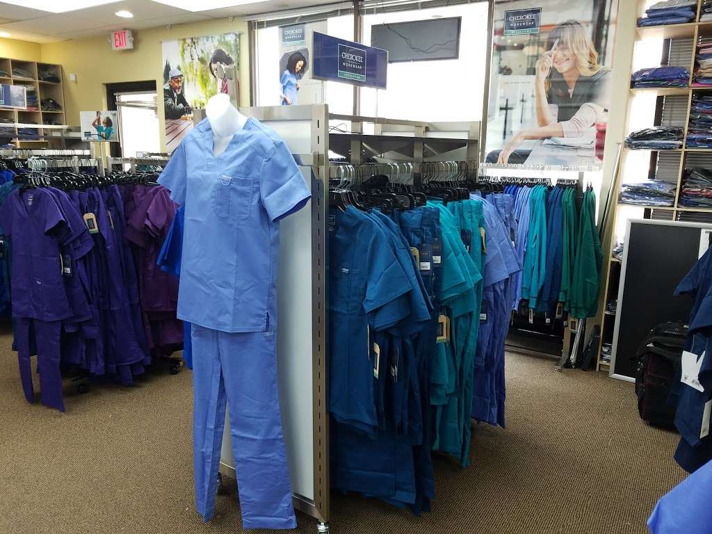 TMC Scrubs N More | 7227 Fannin St #105, Houston, TX 77030, USA | Phone: (713) 797-1212