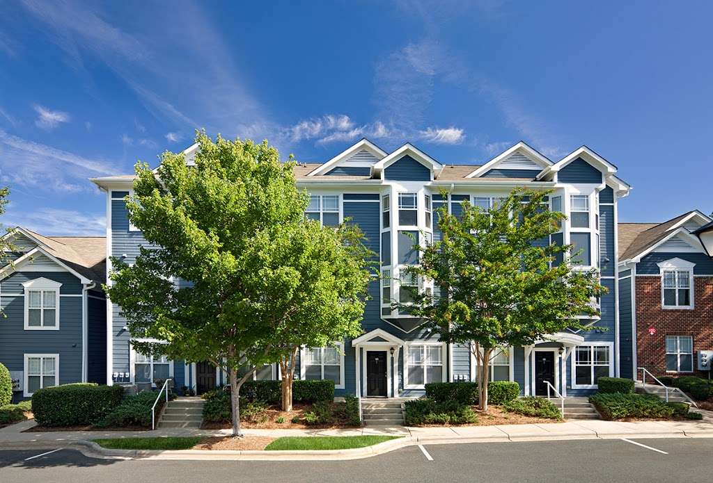 Bexley at Davidson Apartments | 455 Davidson Gateway Dr, Davidson, NC 28036 | Phone: (844) 883-7072