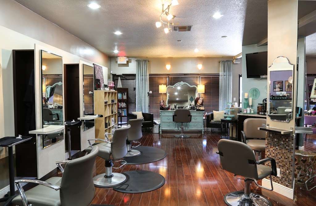 Salon Trace | 885 SE 6th Ave, Delray Beach, FL 33483, USA | Phone: (561) 272-2328