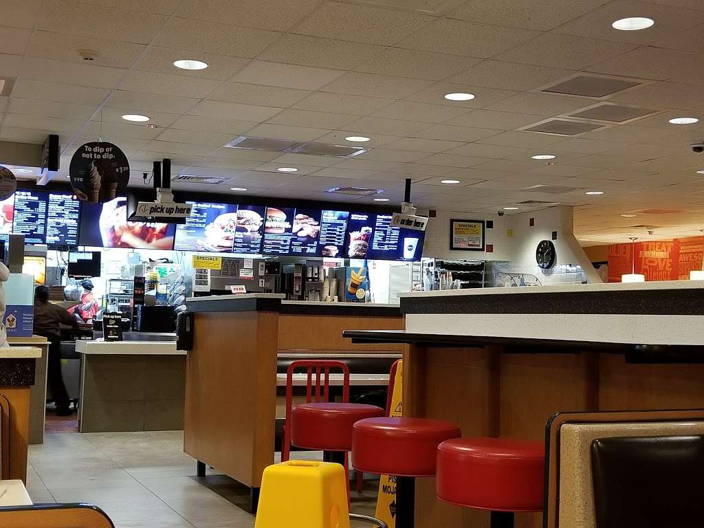 McDonalds | 1576 N Rand Rd, Palatine, IL 60067 | Phone: (847) 991-0949