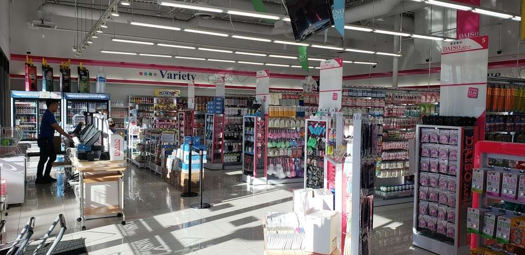 Daiso Japan | 5131 Beach Boulevard Suite A, Buena Park, CA 90621 | Phone: (714) 868-8910