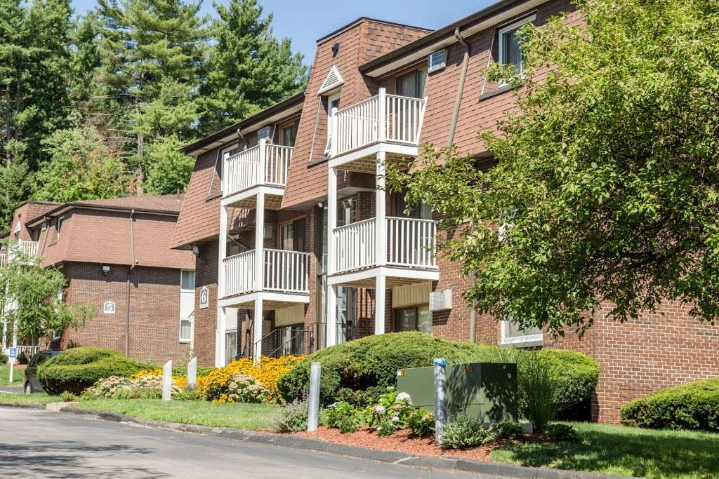 Pheasant Run Apartments | 9 Silver Dr, Nashua, NH 03060, USA | Phone: (603) 267-0444