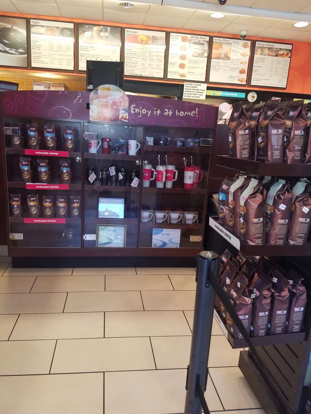 Dunkin | 185 Woburn St, Lowell, MA 01852, USA | Phone: (978) 934-9333