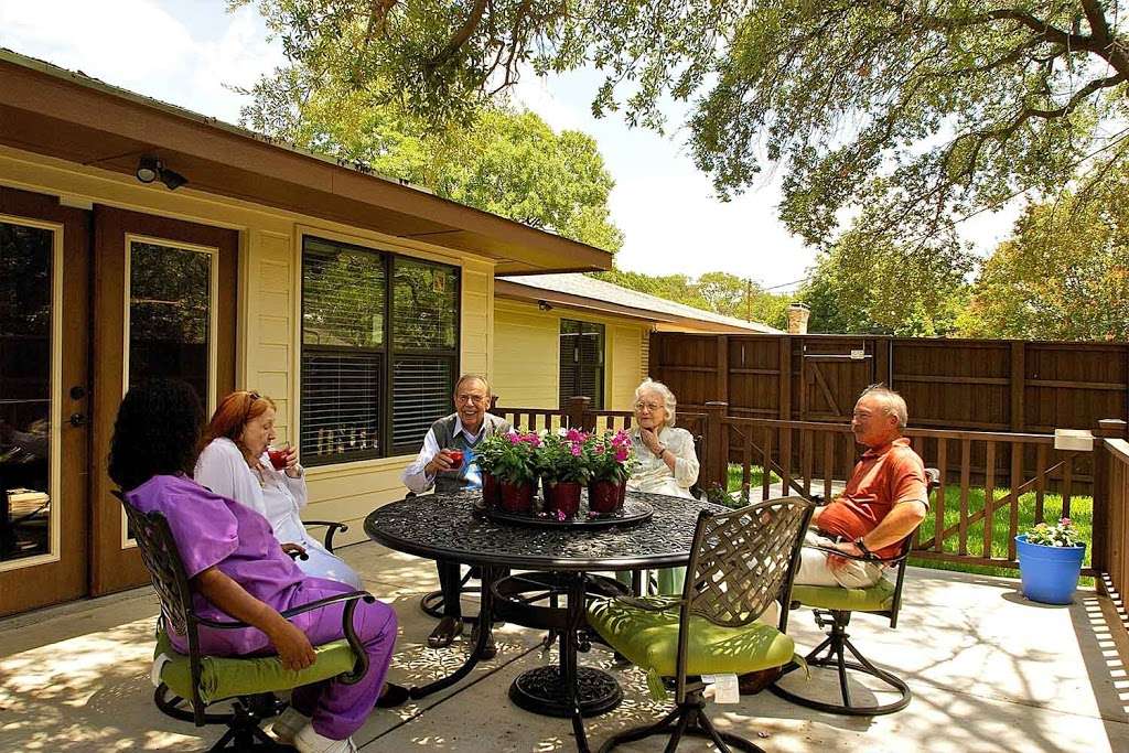 Avalon Memory Care | 7212 Canongate Dr #1608, Dallas, TX 75248, USA | Phone: (800) 696-6536