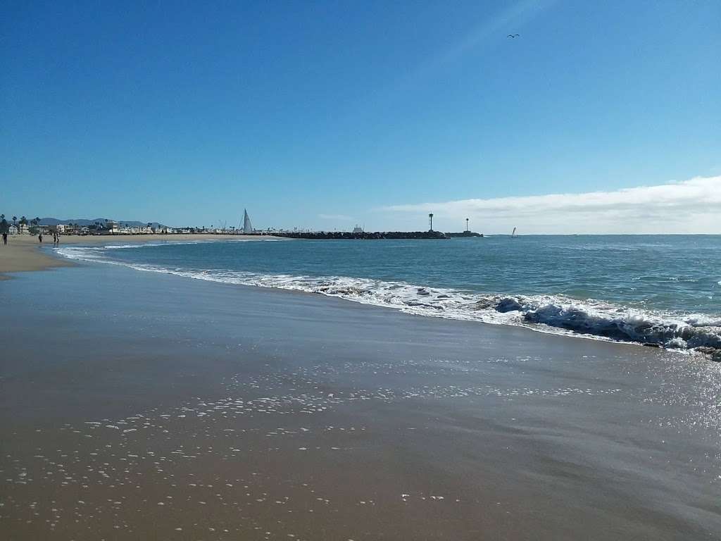 Hollywood Beach | Oxnard, CA 93035, USA