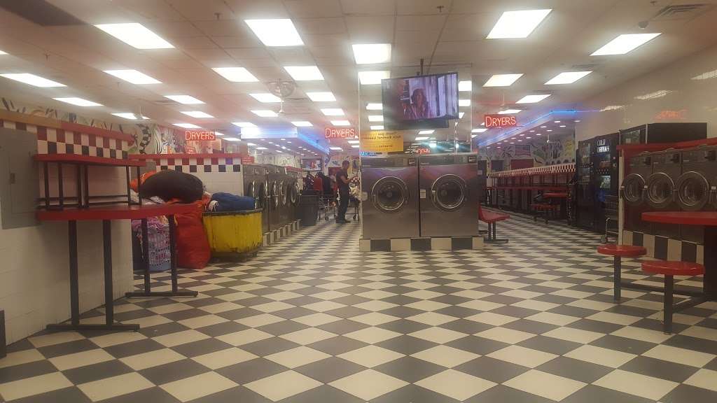 Spin Central Laundromat | 365 Convery Blvd, Perth Amboy, NJ 08861 | Phone: (732) 442-8877